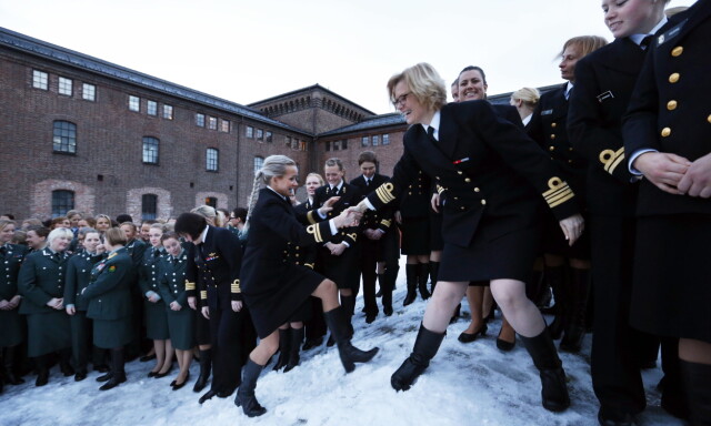 image: Oberstløytnant: - Kvinner i Forsvaret svekker Norges stridsevne
